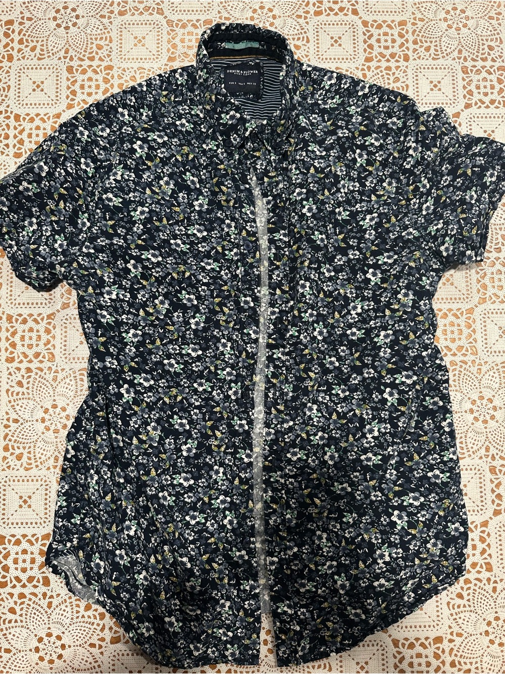Denim & Flower Ricky Singh Floral Button Front Shirt Men’s Small Navy